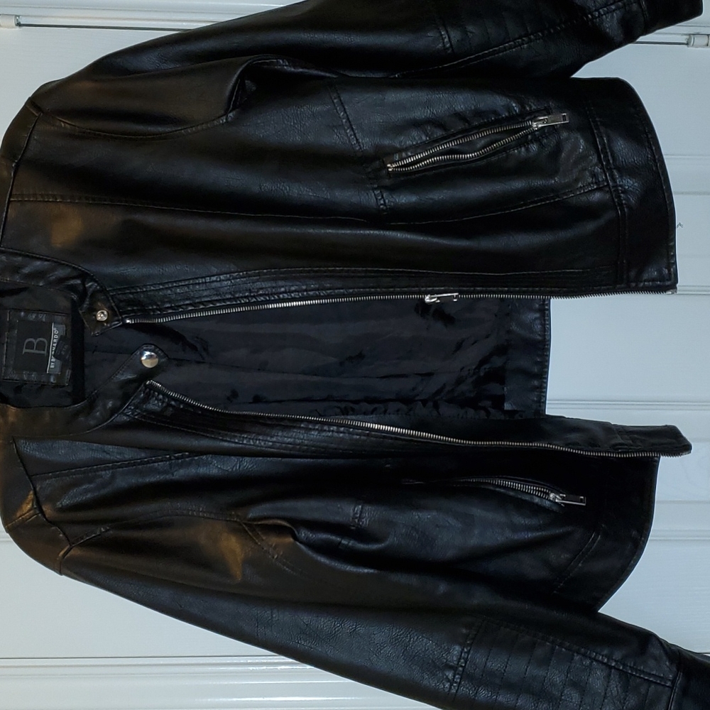 Faux leather bommer jacket